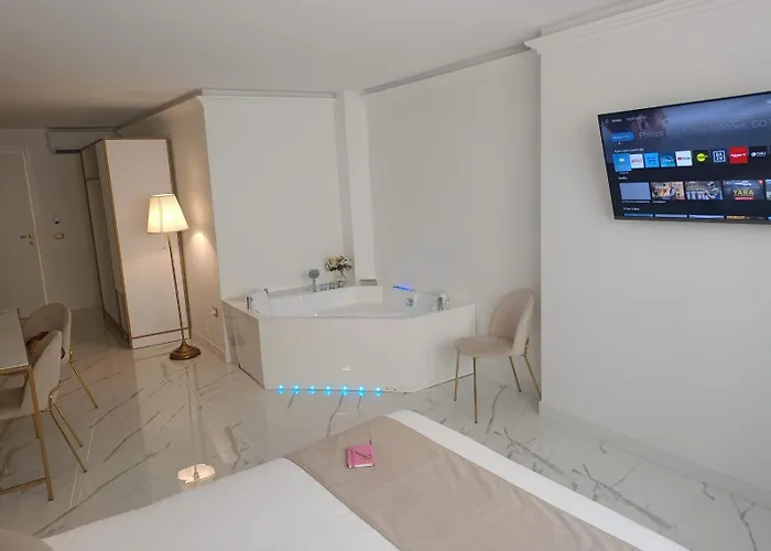 ベッド・アンド・ブレックファスト Secrete 4*