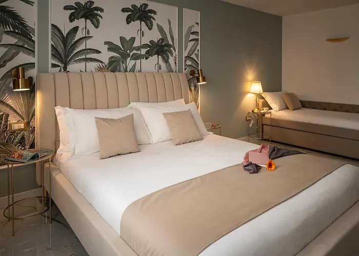 ベッド・アンド・ブレックファスト Secrete